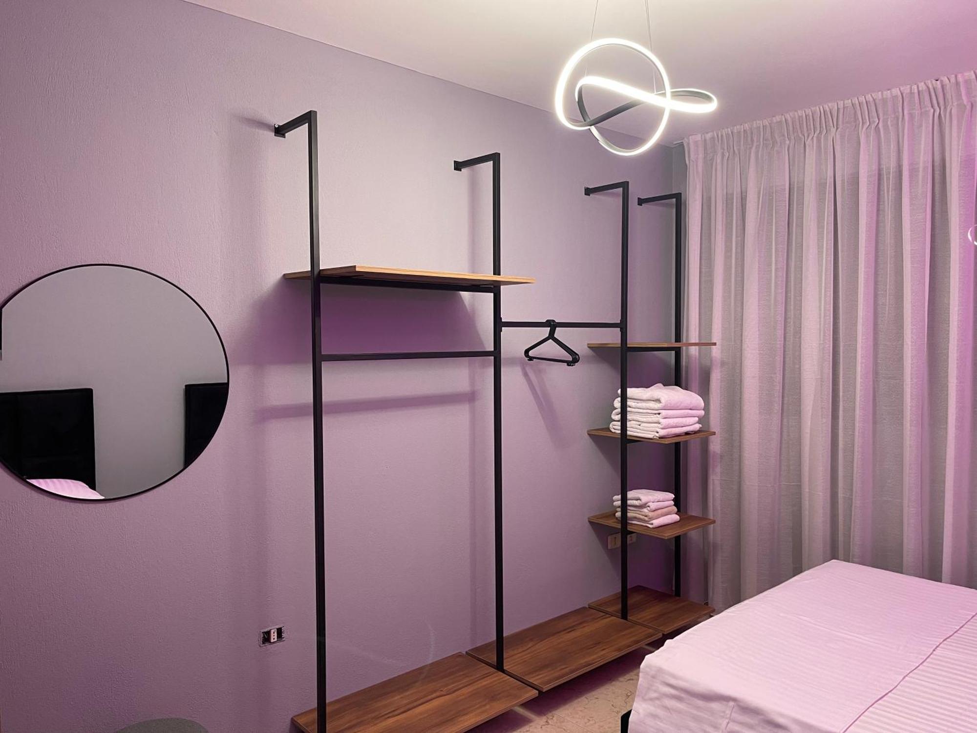 Super House 2 Blloku - 3 Rooms Tirana Exterior photo